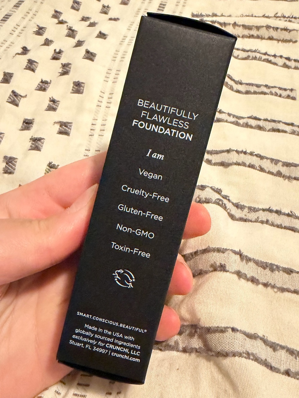 NEW Crunchi Beautifully Flawless Foundation Shade 1.0 Fair Neutral - Picture 6 of 10